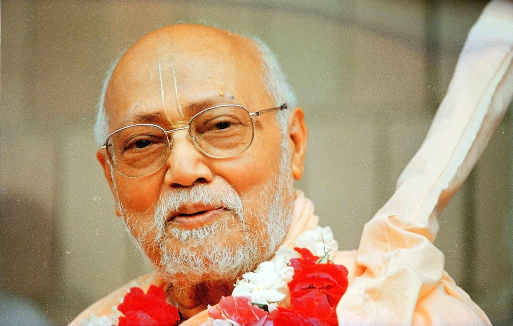 Pūjyapada Bhakti Vallabha Tīrtha&nbsp;Mahārāja